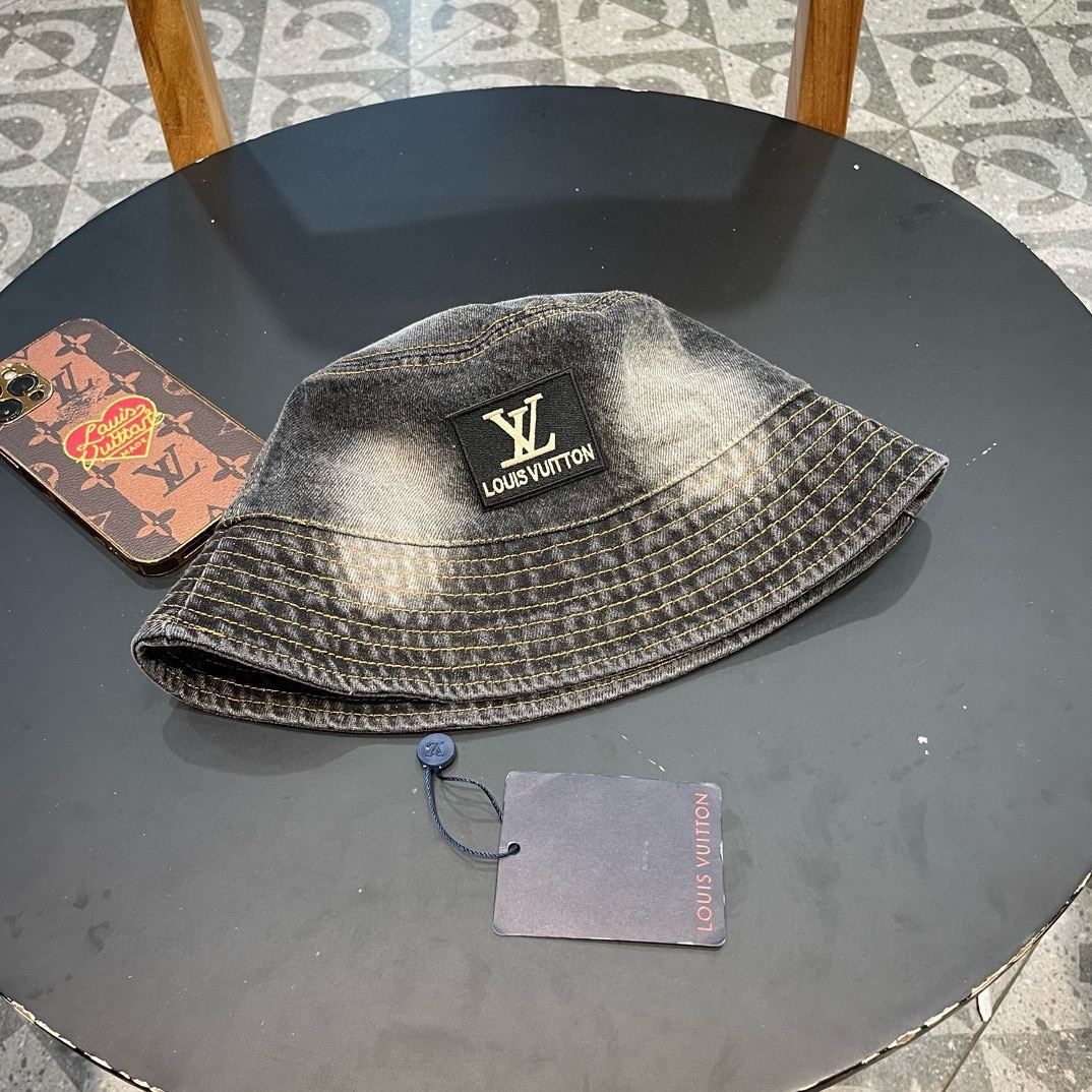 Louis Vuitton Caps